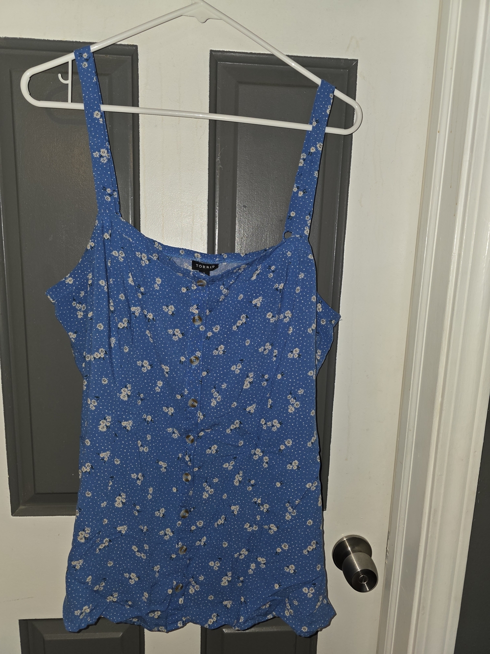 TORRID Blue Floral Button-Front Tank Top